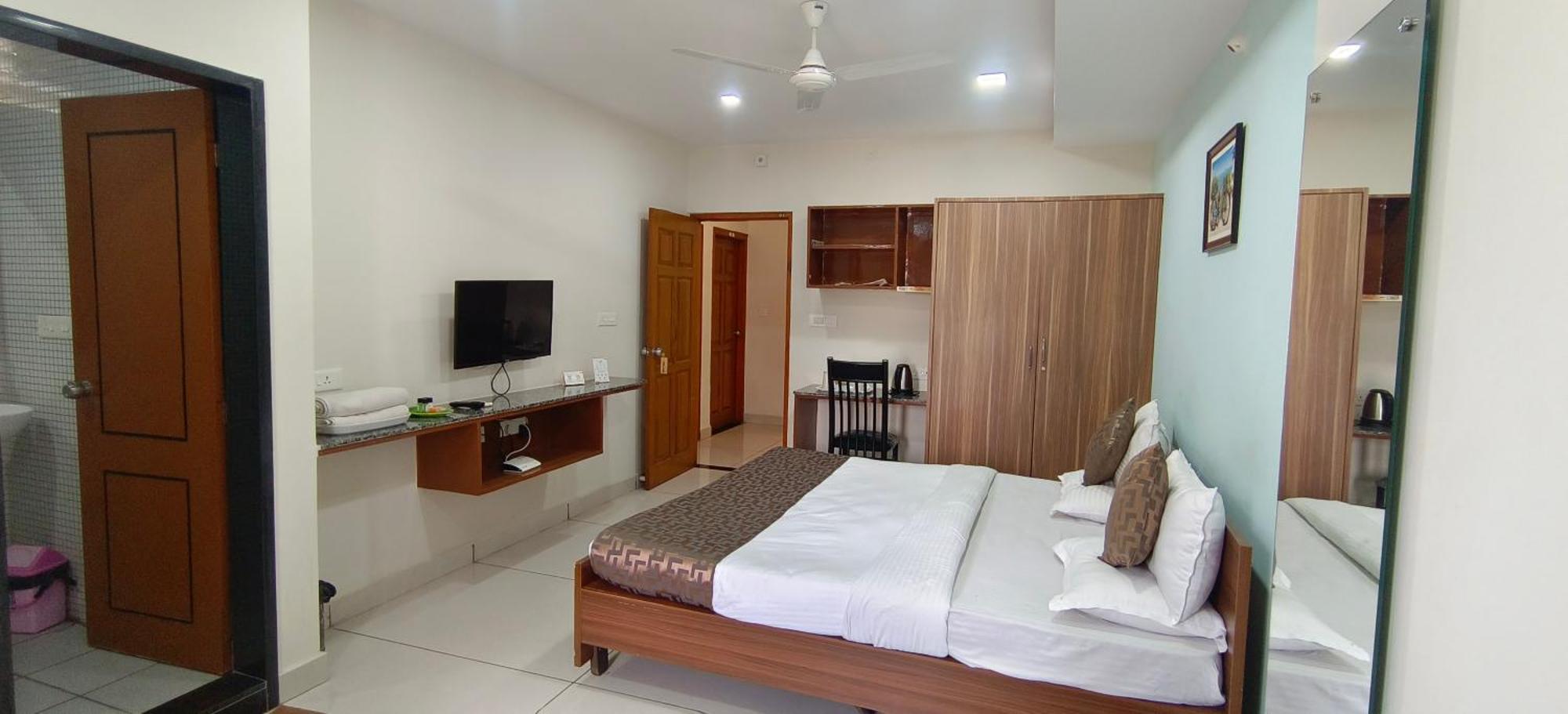 Sugamya Corner Guesthouse 迈索尔 客房 照片